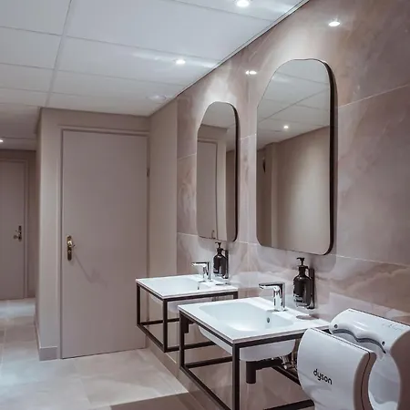 ホテル Boutique Restaurant Bal